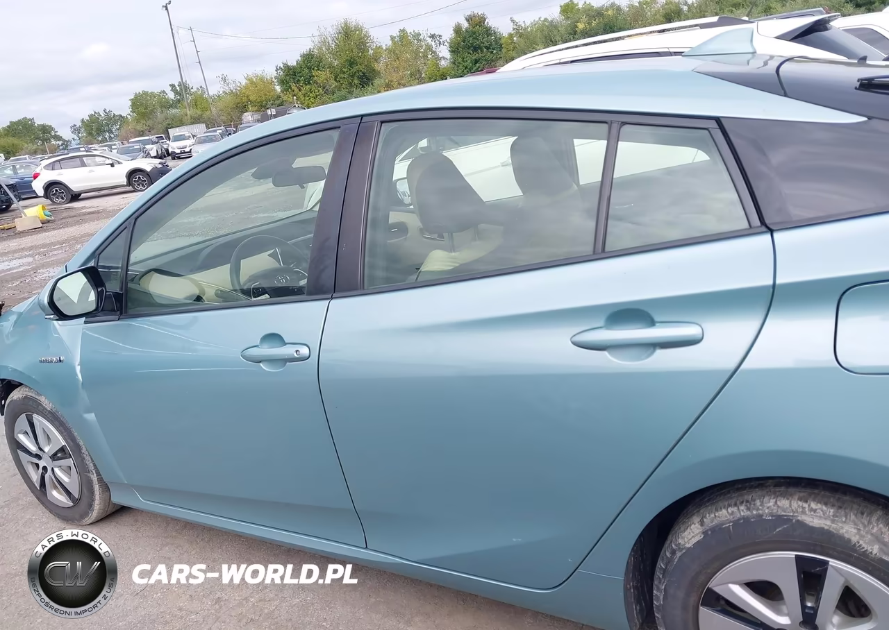 2017 Toyota Prius Two VIN:JTDKBRFU0H3047413 - 14
