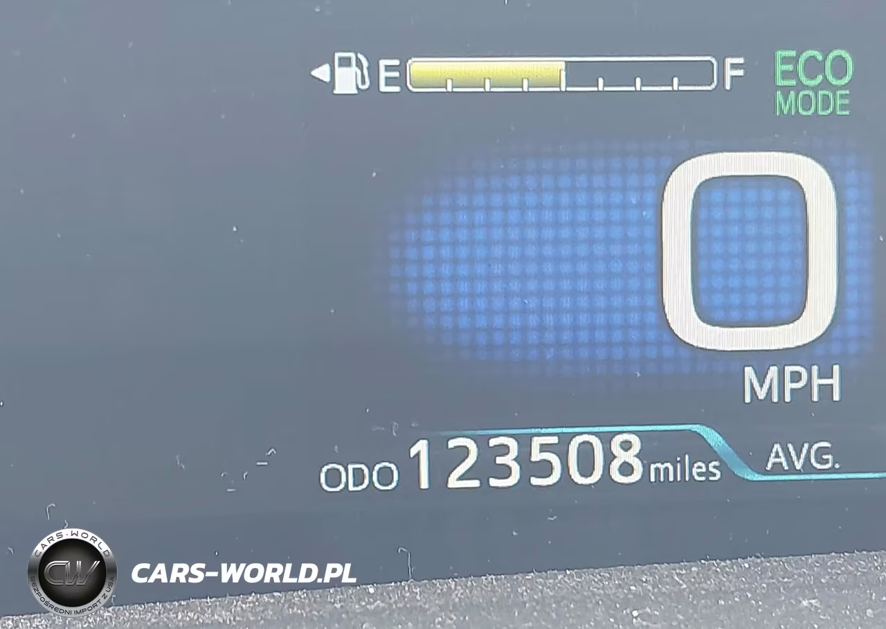 2017 Toyota Prius Two VIN:JTDKBRFU0H3047413 - 15