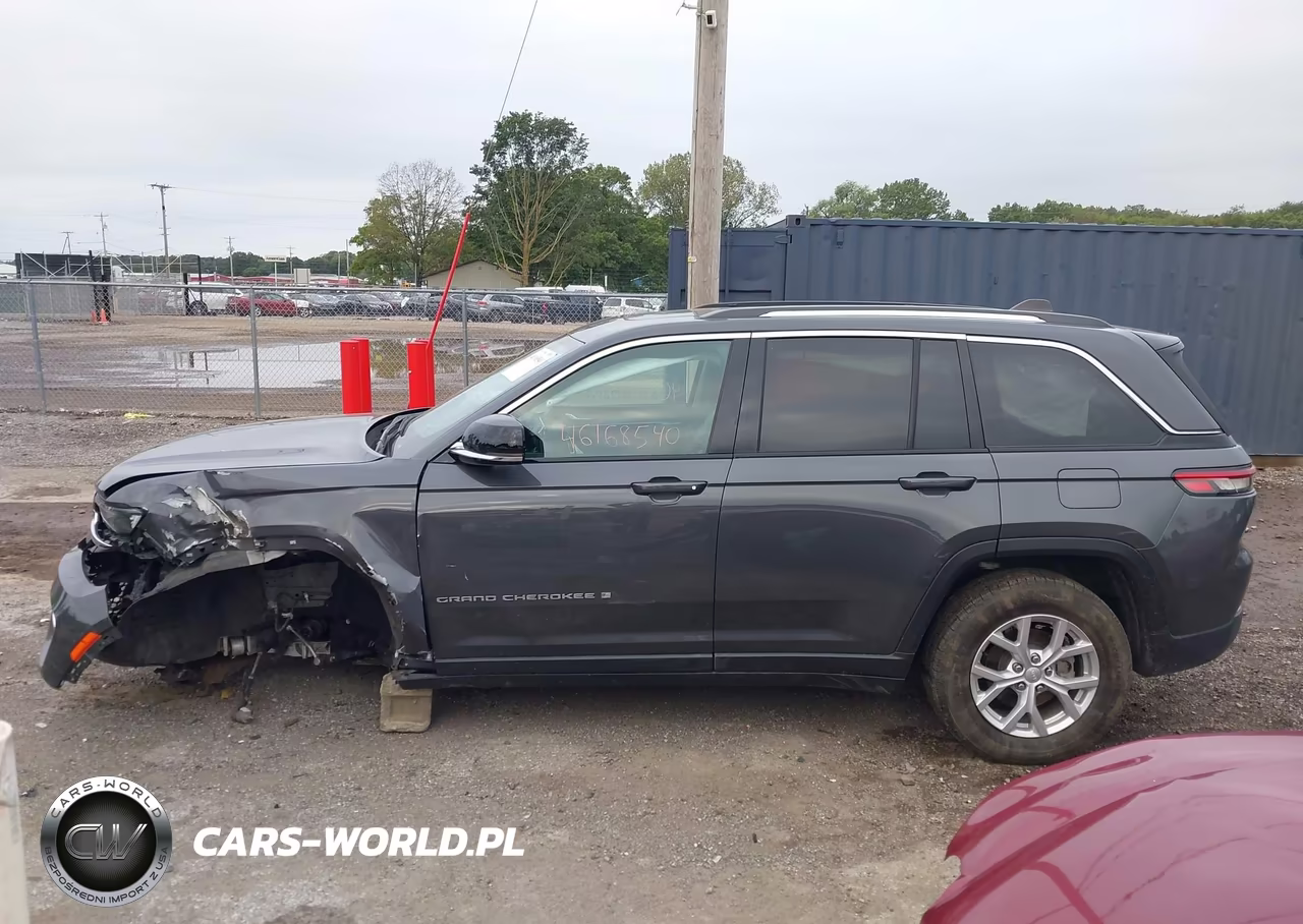 2023 Jeep Grand Cherokee Limited 4X4 VIN:1C4RJHBG3PC667201 - 15