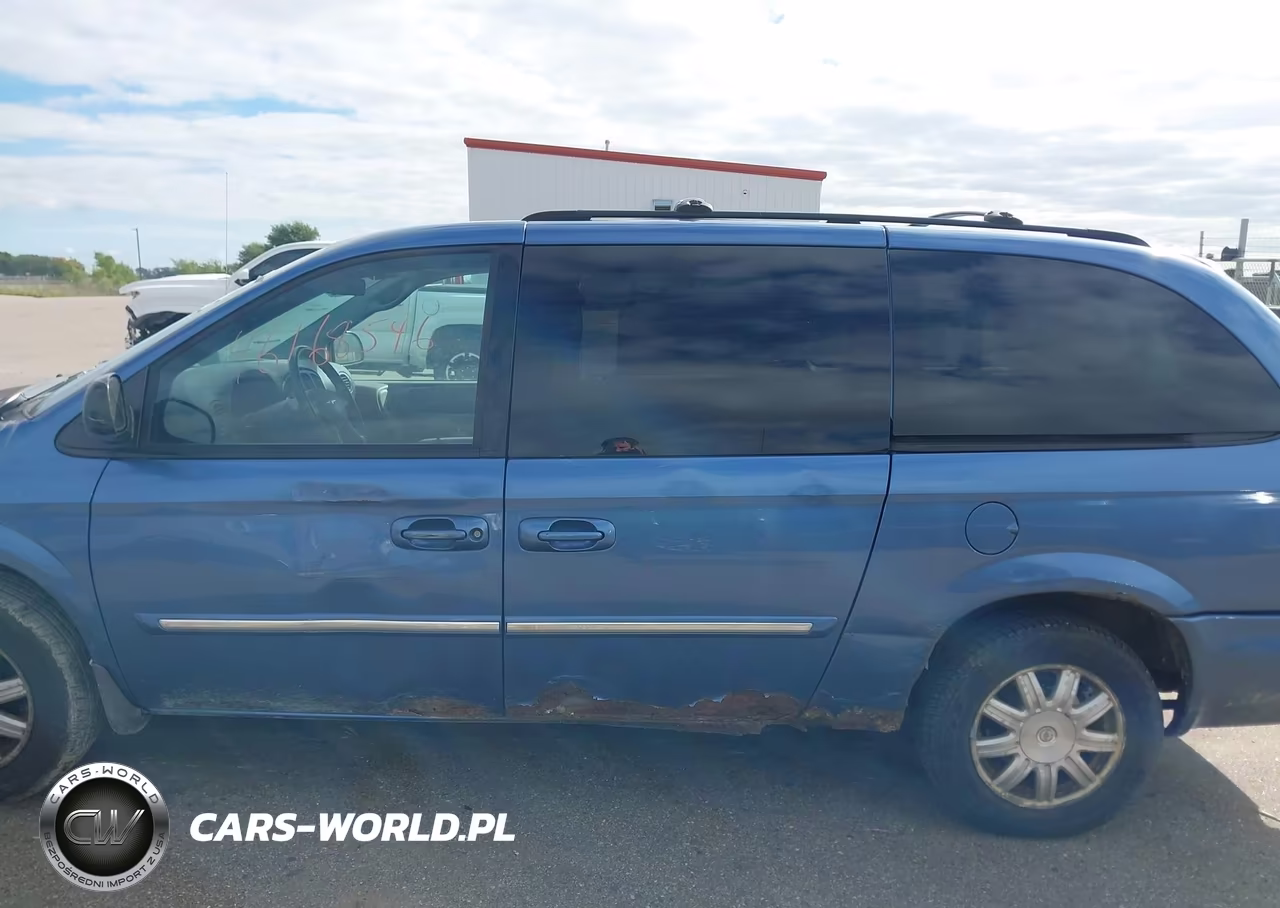 2007 Chrysler Town & Country Touring VIN:2A4GP54L97R157855 - 6