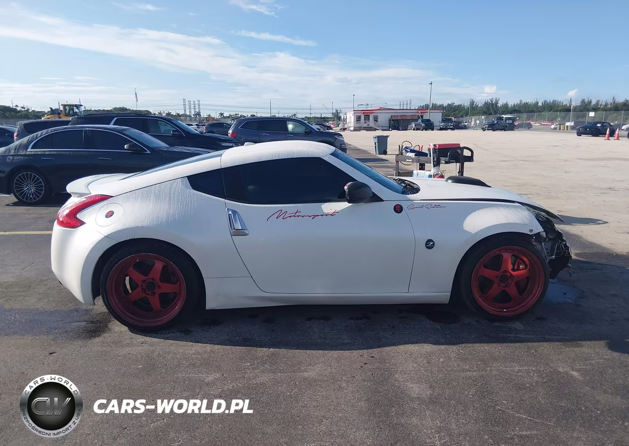 2013 Nissan 370Z Touring VIN:JN1AZ4EH7DM380407 - 13