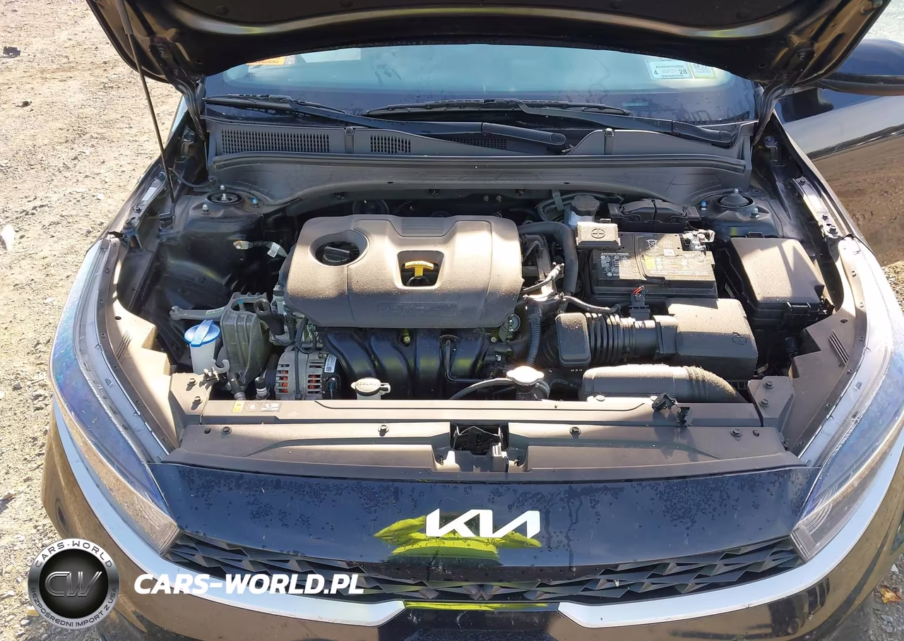 2023 Kia Forte Lxs VIN:3KPF24AD0PE586732 - 10