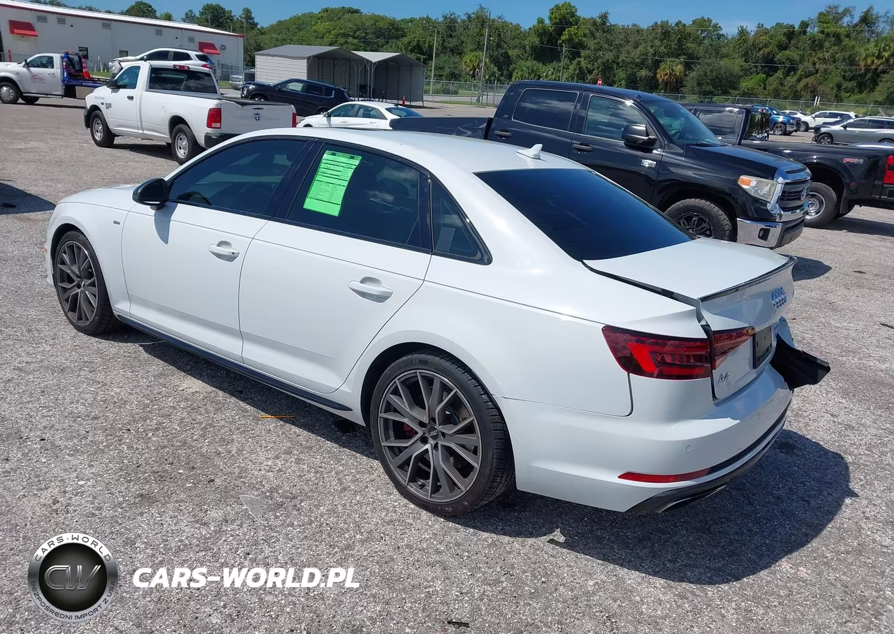 2019 Audi A4 45 Premium VIN:WAUENAF45KN004149 - 3