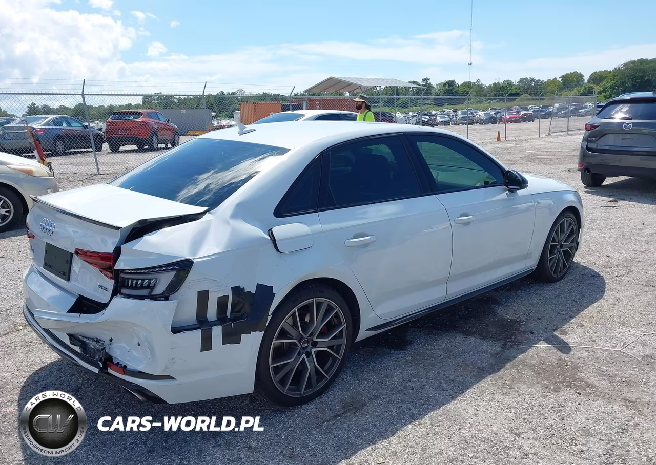 2019 Audi A4 45 Premium VIN:WAUENAF45KN004149 - 4
