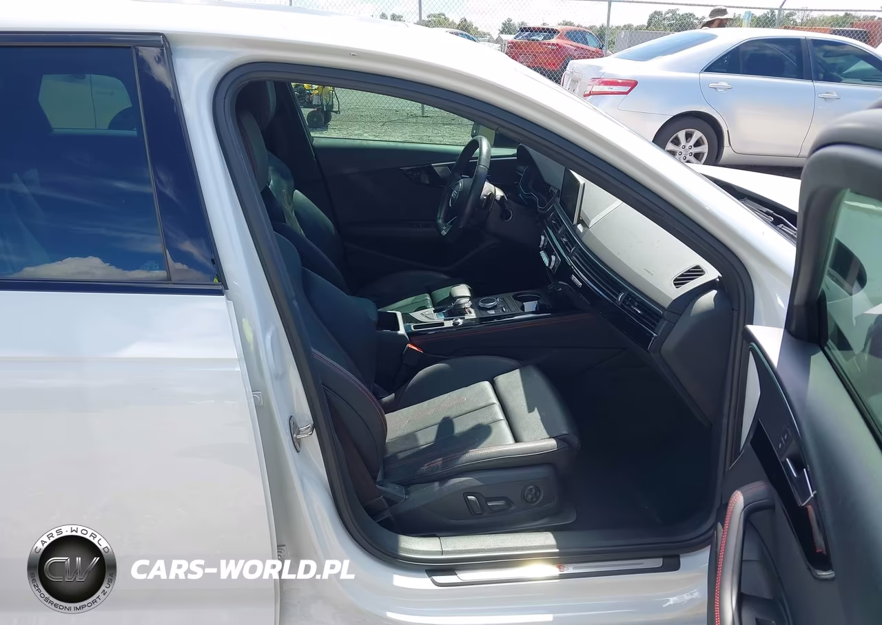 2019 Audi A4 45 Premium VIN:WAUENAF45KN004149 - 5
