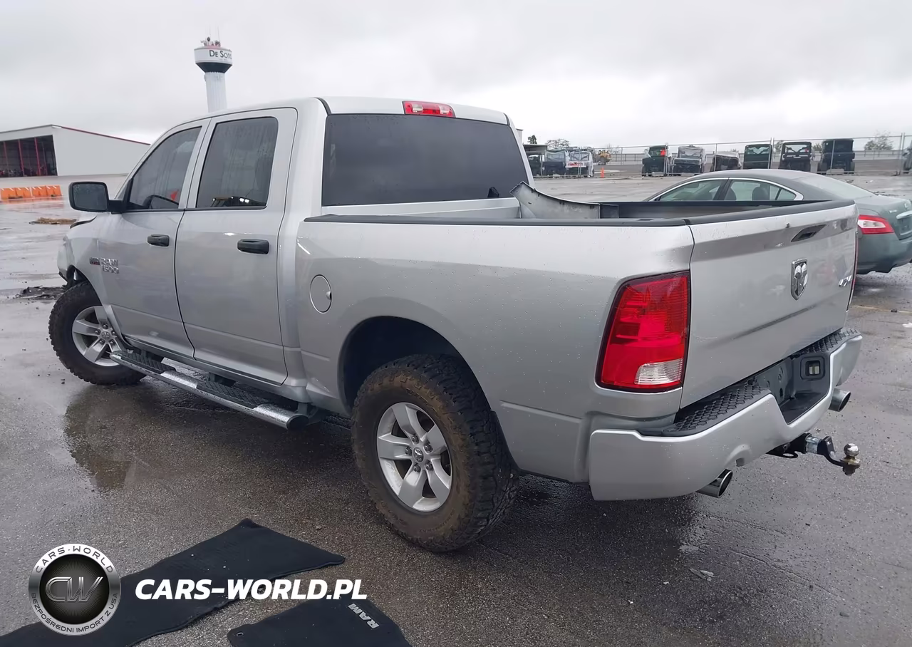 2017 Ram 1500 VIN:3C6RR7KT0HG747349 - 3
