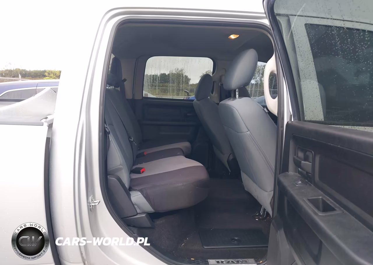 2017 Ram 1500 VIN:3C6RR7KT0HG747349 - 8