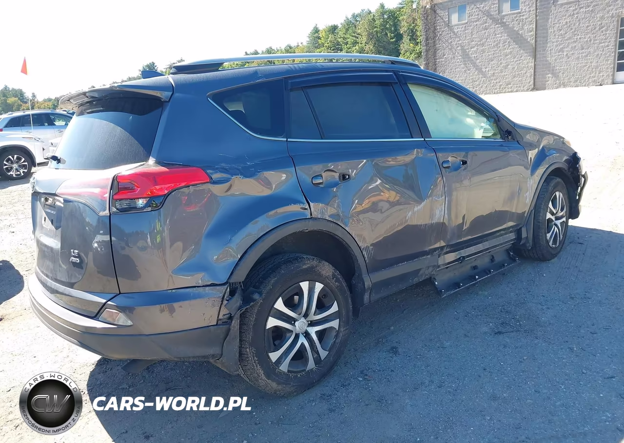 2017 Toyota Rav4 Le VIN:JTMBFREV3HJ142252 - 4