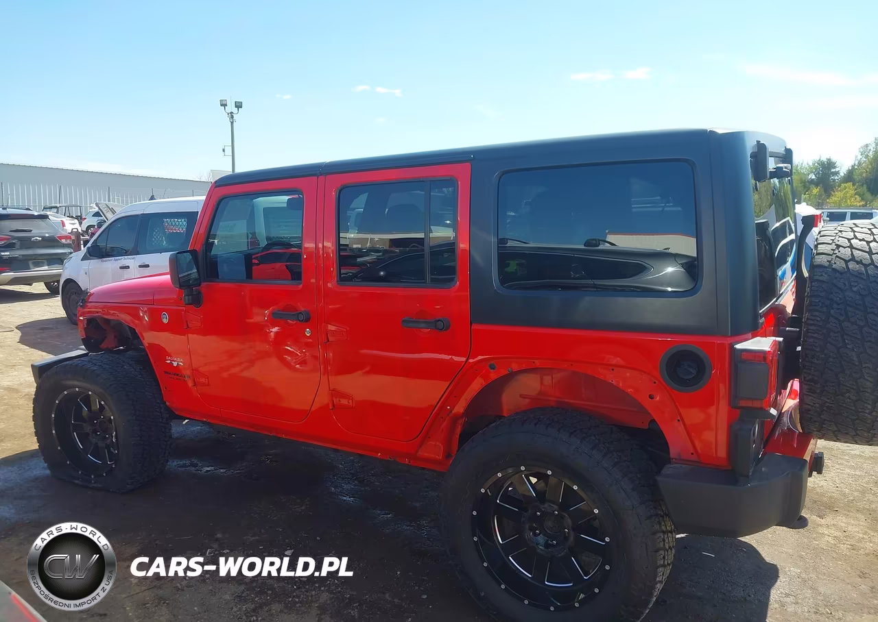 2017 Jeep Wrangler Unlimited Sahara VIN:1C4BJWEG3HL592065 - 15