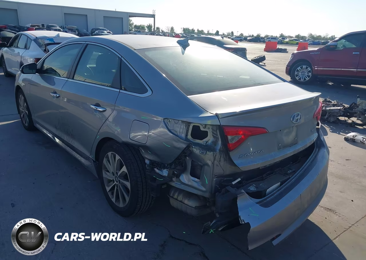 2017 Hyundai Sonata Sport VIN:5NPE34AF8HH524633 - 3