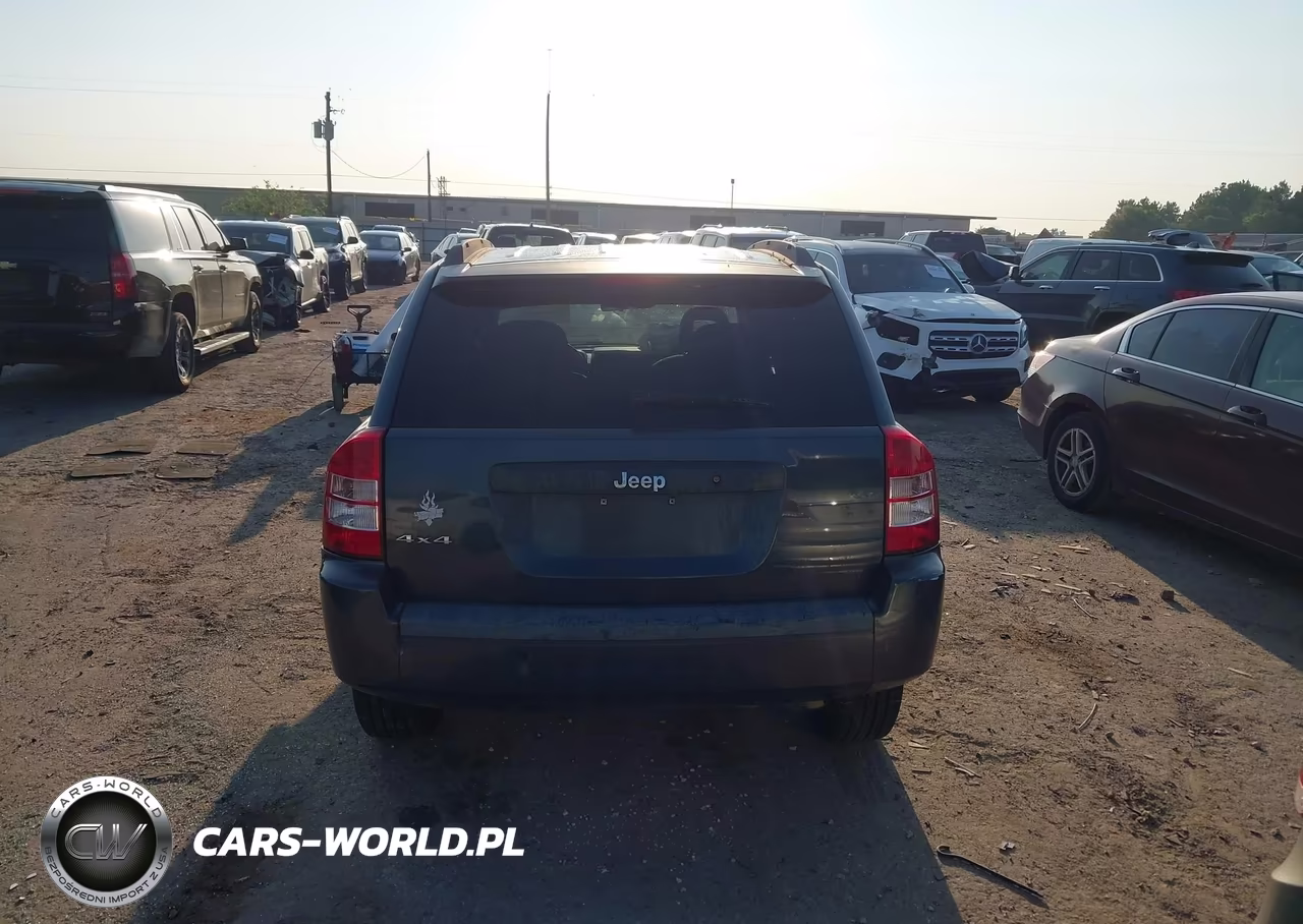 2007 Jeep Compass Sport VIN:1J8FF47W57D130104 - 16