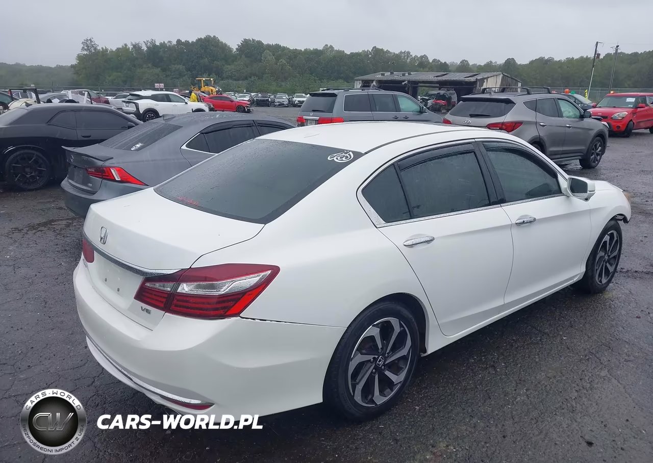 2017 Honda Accord Ex-L V6 VIN:1HGCR3F88HA032946 - 4