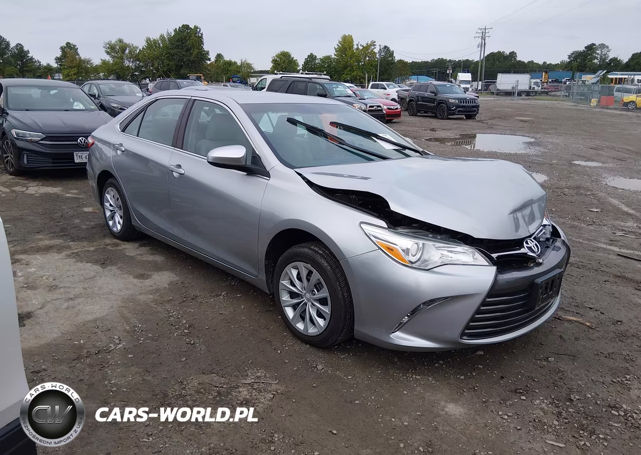 2016 Toyota Camry Le