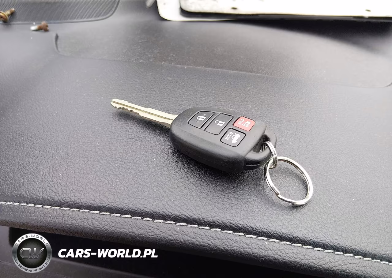 2016 Toyota Camry Le VIN:4T4BF1FK6GR583409 - 11