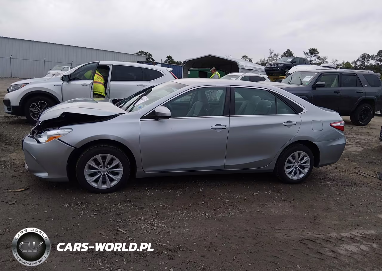 2016 Toyota Camry Le VIN:4T4BF1FK6GR583409 - 14