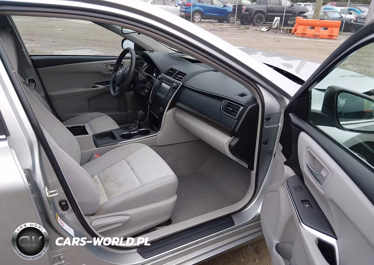2016 Toyota Camry Le VIN:4T4BF1FK6GR583409 - 5