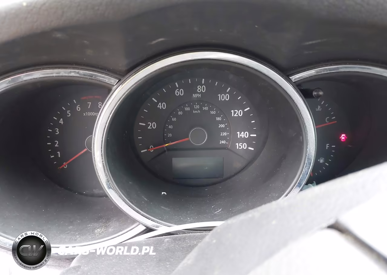 2011 Kia Sorento Lx VIN:5XYKT3A14BG056111 - 15