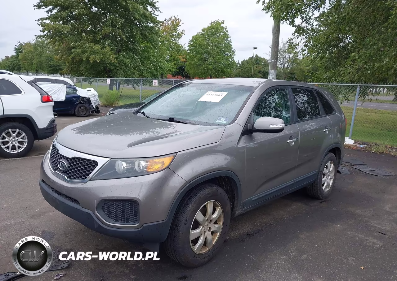 2011 Kia Sorento Lx VIN:5XYKT3A14BG056111 - 2