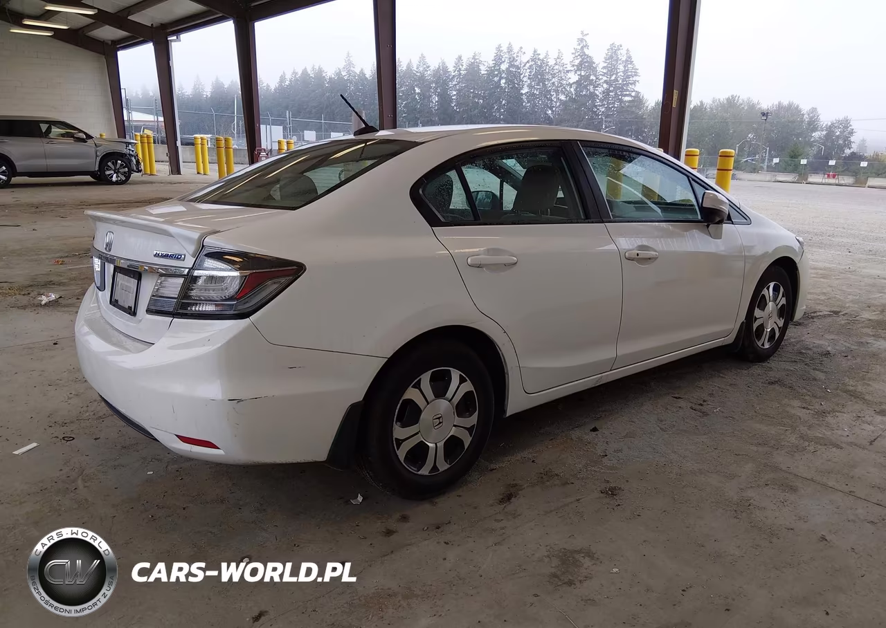 2015 Honda Civic Hybrid VIN:19XFB4F29FE200444 - 4