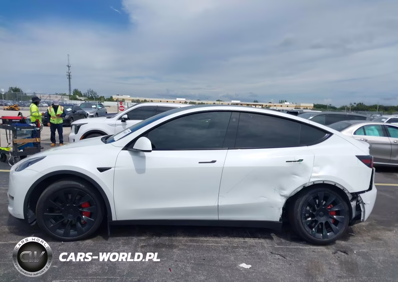 2023 Tesla Model Y Awd-Long Range Dual Motor All-Wheel Drive VIN:7SAYGDEE8PF596502 - 14