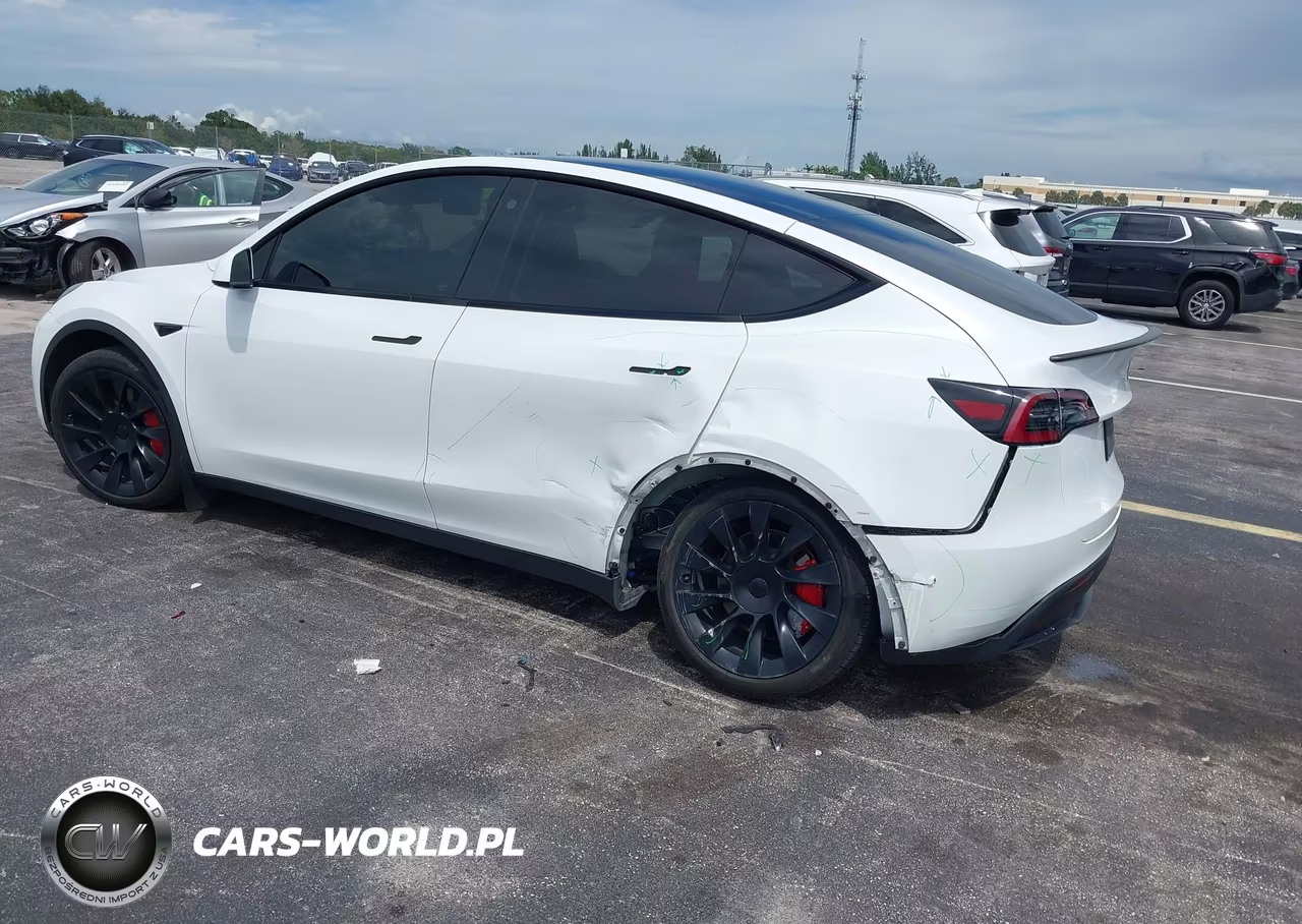 2023 Tesla Model Y Awd-Long Range Dual Motor All-Wheel Drive VIN:7SAYGDEE8PF596502 - 3