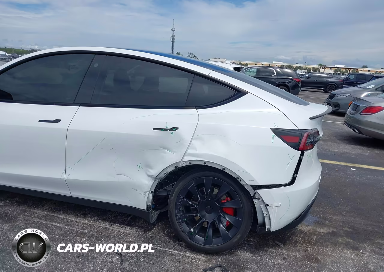 2023 Tesla Model Y Awd-Long Range Dual Motor All-Wheel Drive VIN:7SAYGDEE8PF596502 - 6