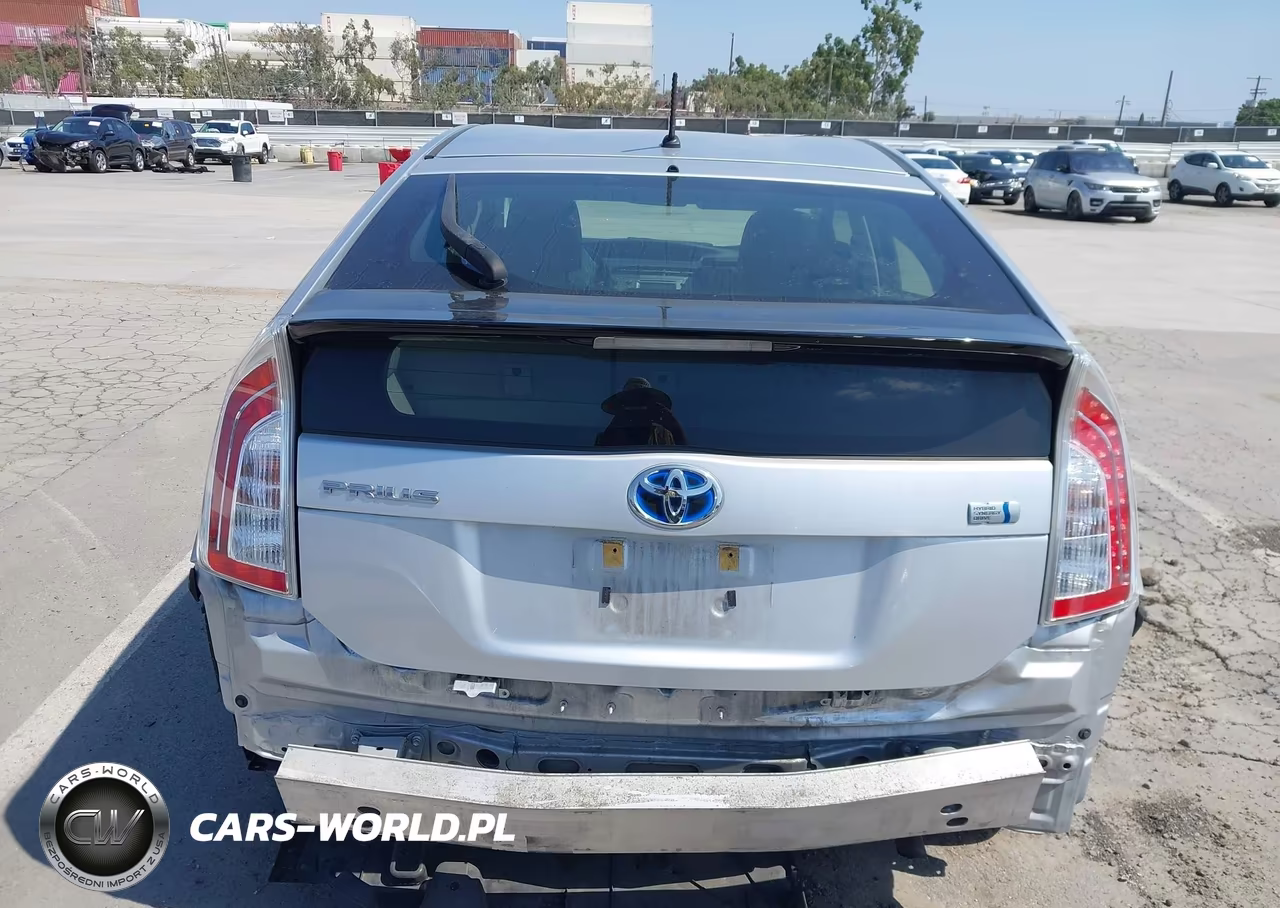 2013 Toyota Prius Two VIN:JTDKN3DU7D5680934 - 17