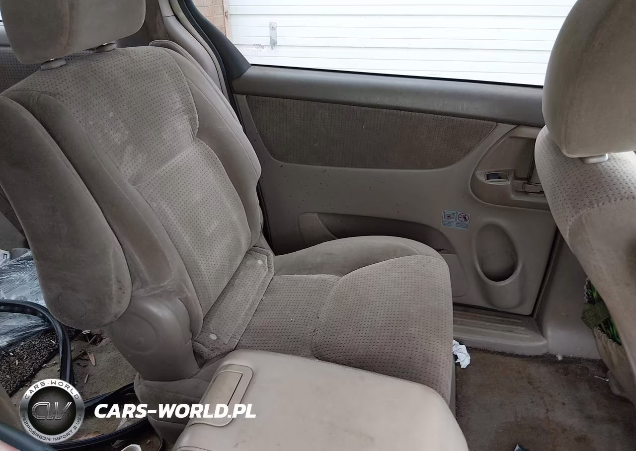 2010 Toyota Sienna Le VIN:5TDKK4CC0AS290657 - 8