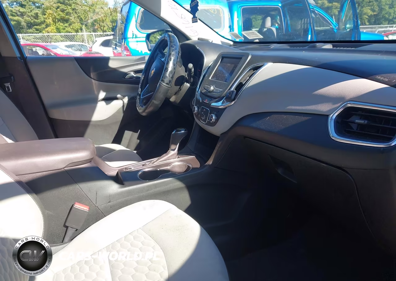 2020 Chevrolet Equinox Awd Ls VIN:2GNAXSEVXL6271120 - 5