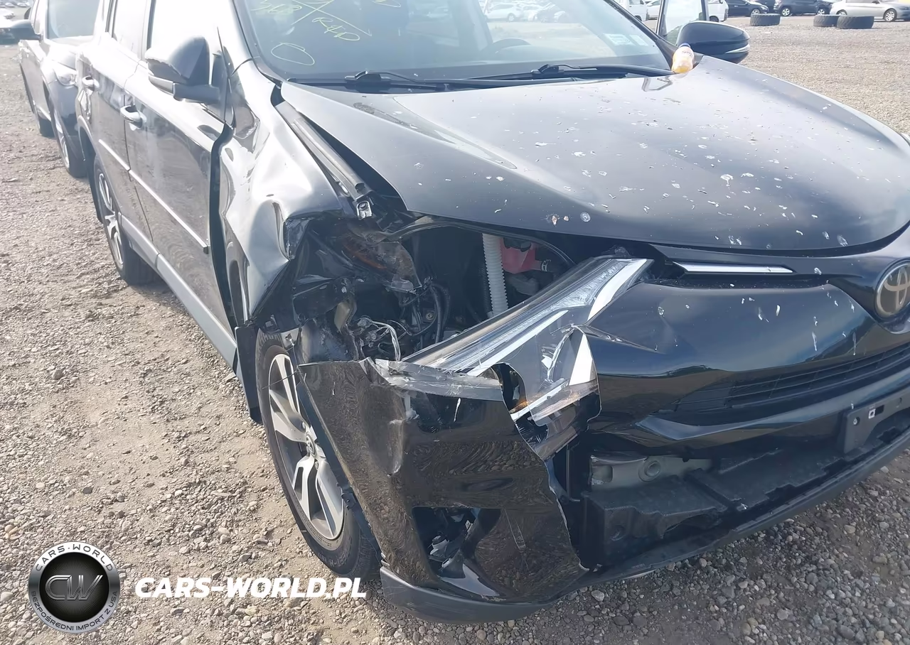 2018 Toyota Rav4 Xle VIN:2T3RFREVXJW850844 - 6