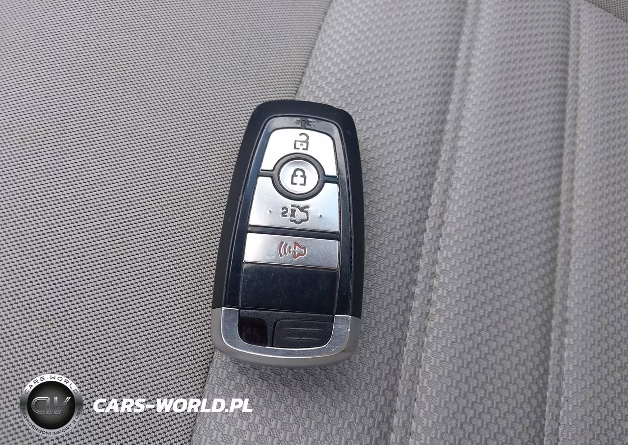 2018 Ford Fusion Hybrid S VIN:3FA6P0UUXJR254471 - 11