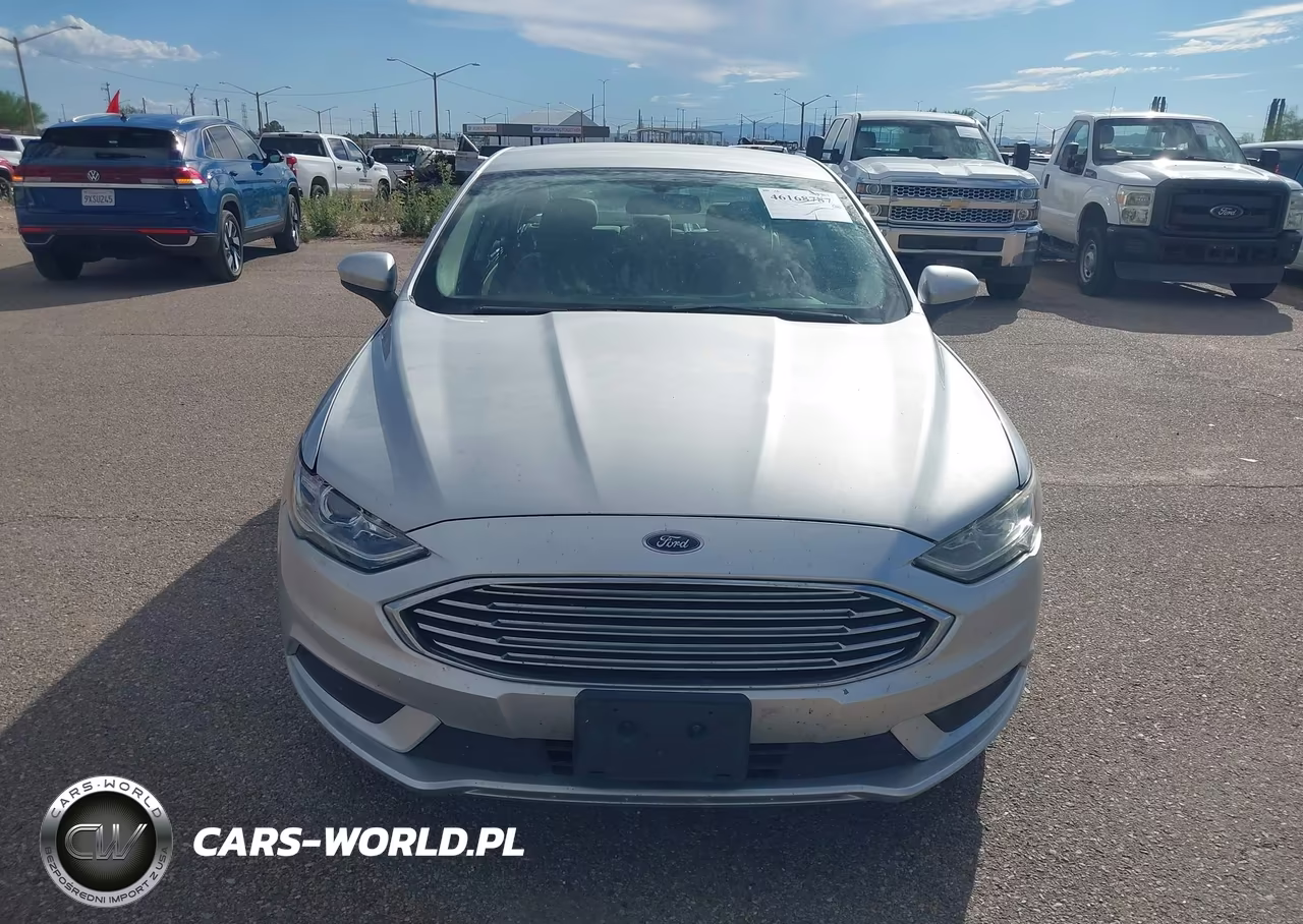 2018 Ford Fusion Hybrid S VIN:3FA6P0UUXJR254471 - 12