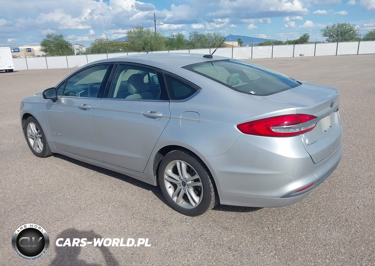 2018 Ford Fusion Hybrid S VIN:3FA6P0UUXJR254471 - 3