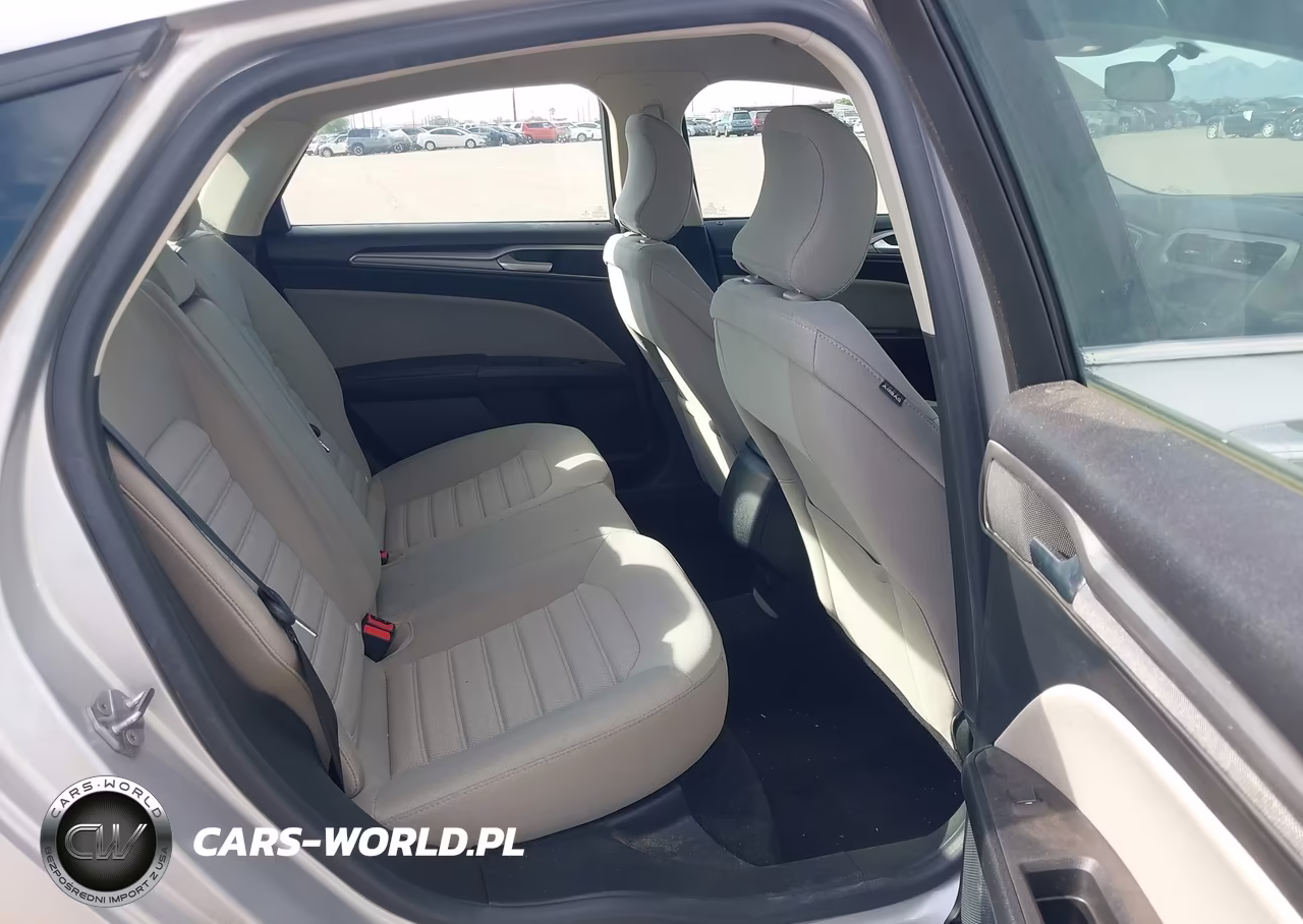 2018 Ford Fusion Hybrid S VIN:3FA6P0UUXJR254471 - 8