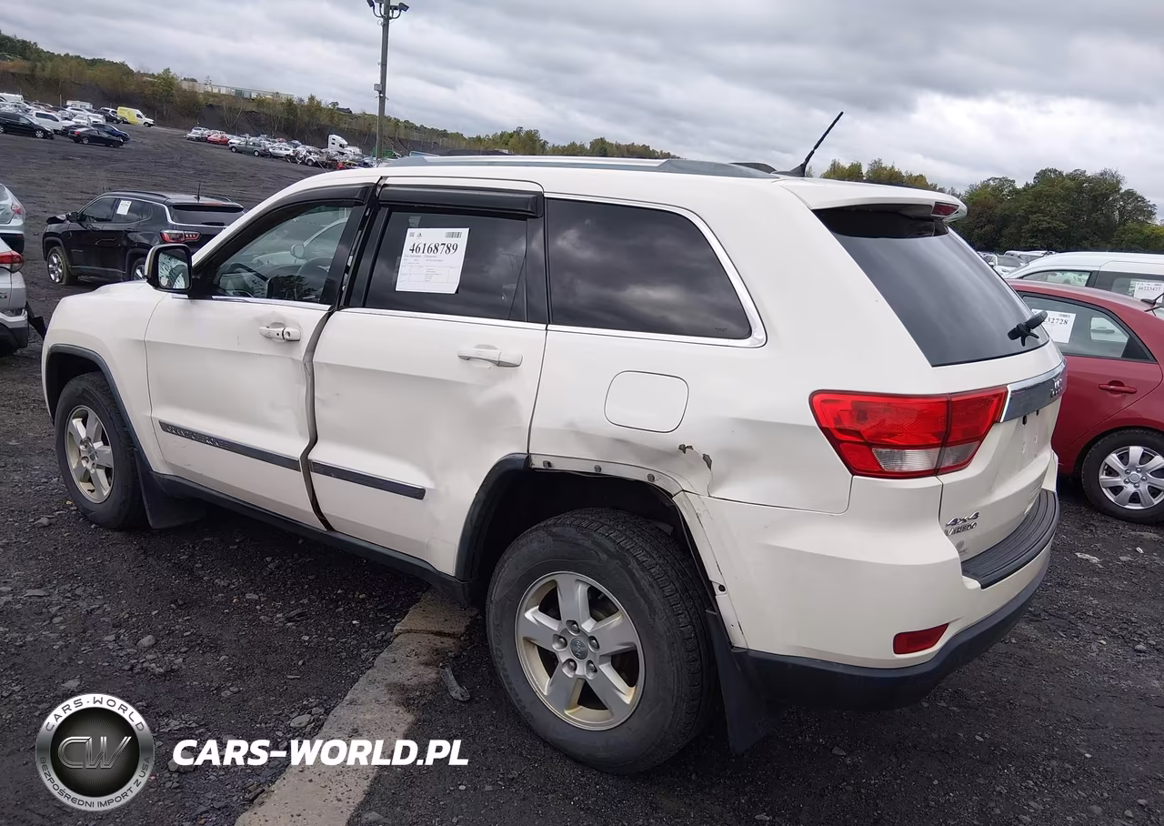 2012 Jeep Grand Cherokee Laredo VIN:1C4RJFAG7CC126409 - 3