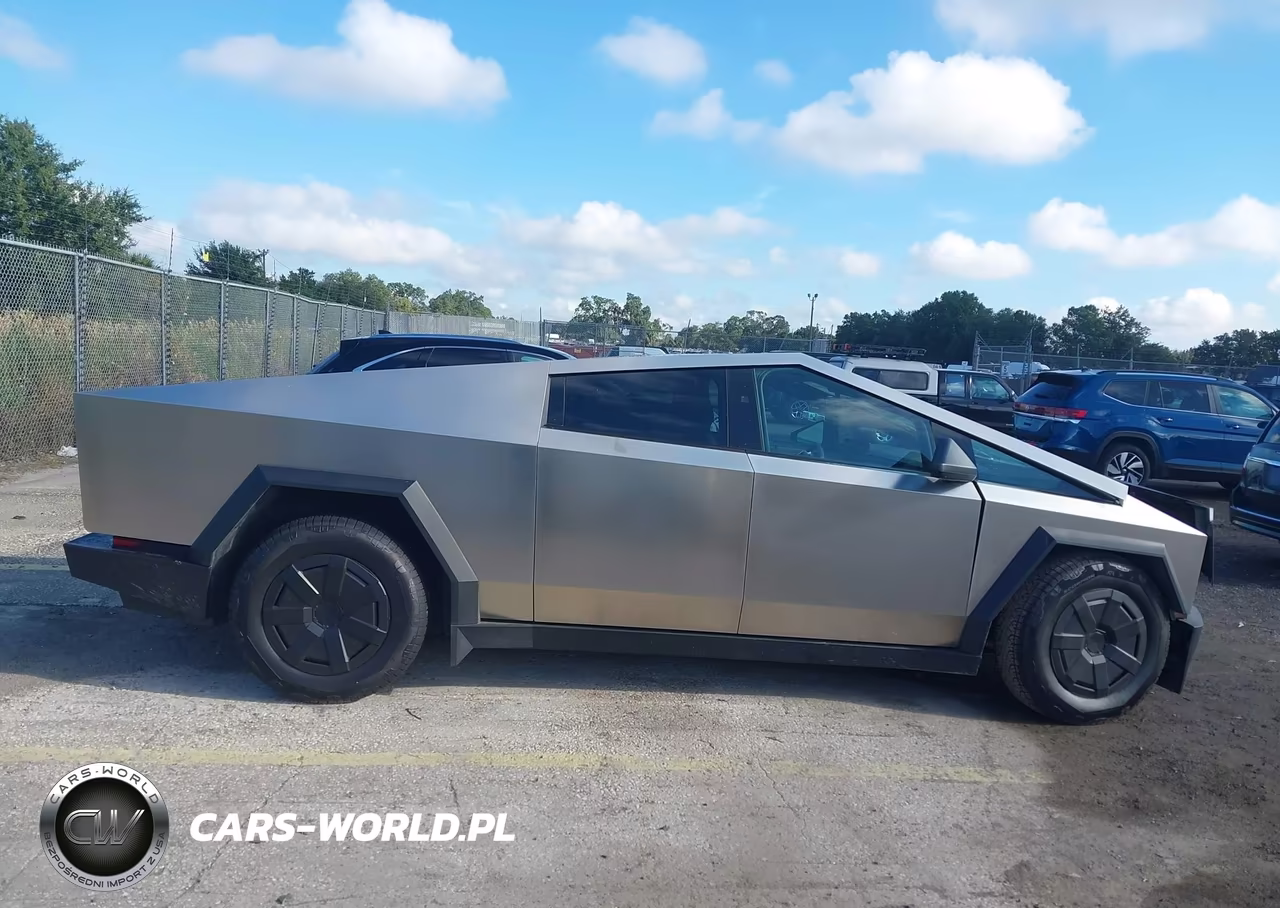 2026 Tesla Cybertruck Dual Motor All-Wheel Drive-Premium All-Wheel Drive VIN:7G2CEHED9TA082576 - 12