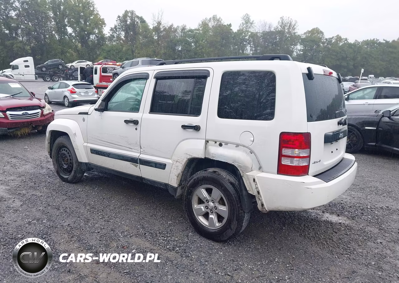 2010 Jeep Liberty Sport VIN:1J4PN2GK8AW161711 - 3