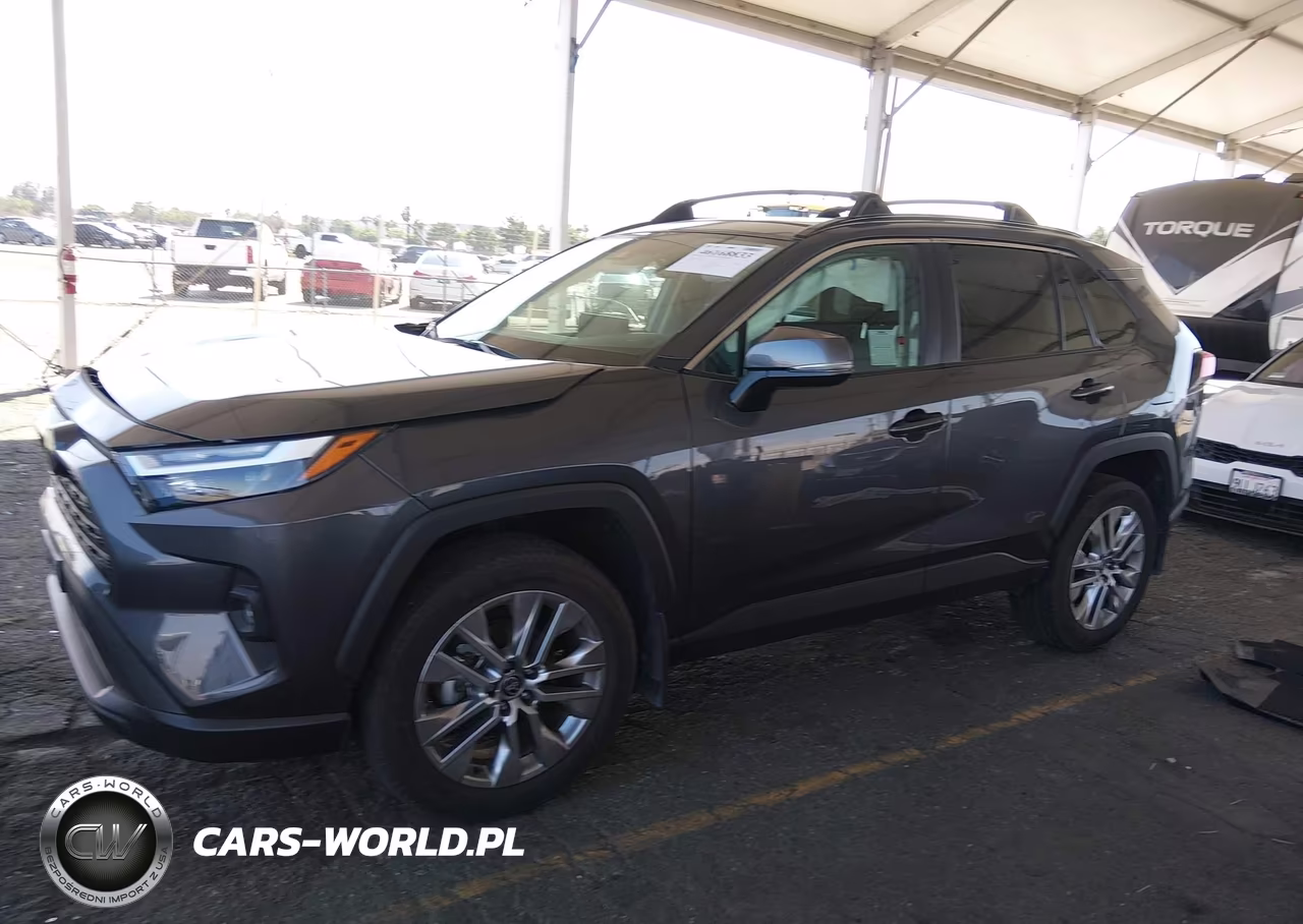 2025 Toyota Rav4 Xle Premium VIN:2T3C1RFV5SW386849 - 14