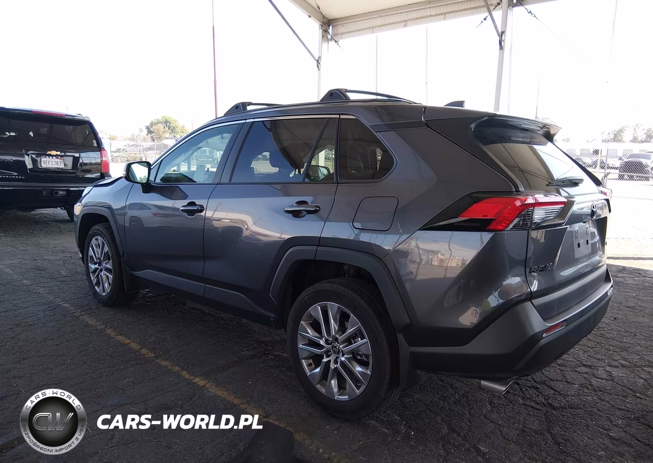 2025 Toyota Rav4 Xle Premium VIN:2T3C1RFV5SW386849 - 3
