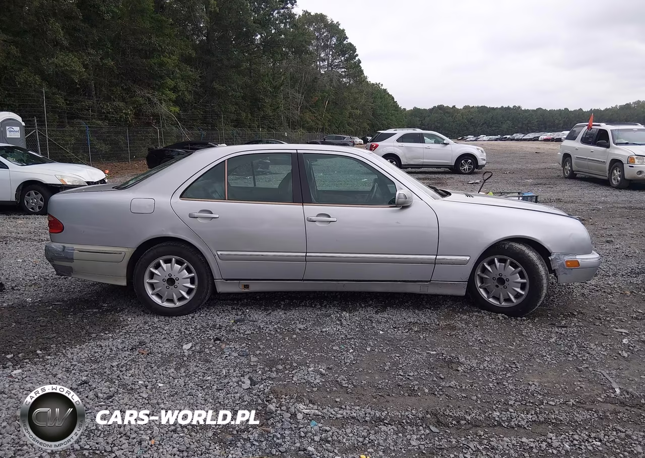 2001 Mercedes-Benz E 320 VIN:WDBJF65J71B316720 - 13