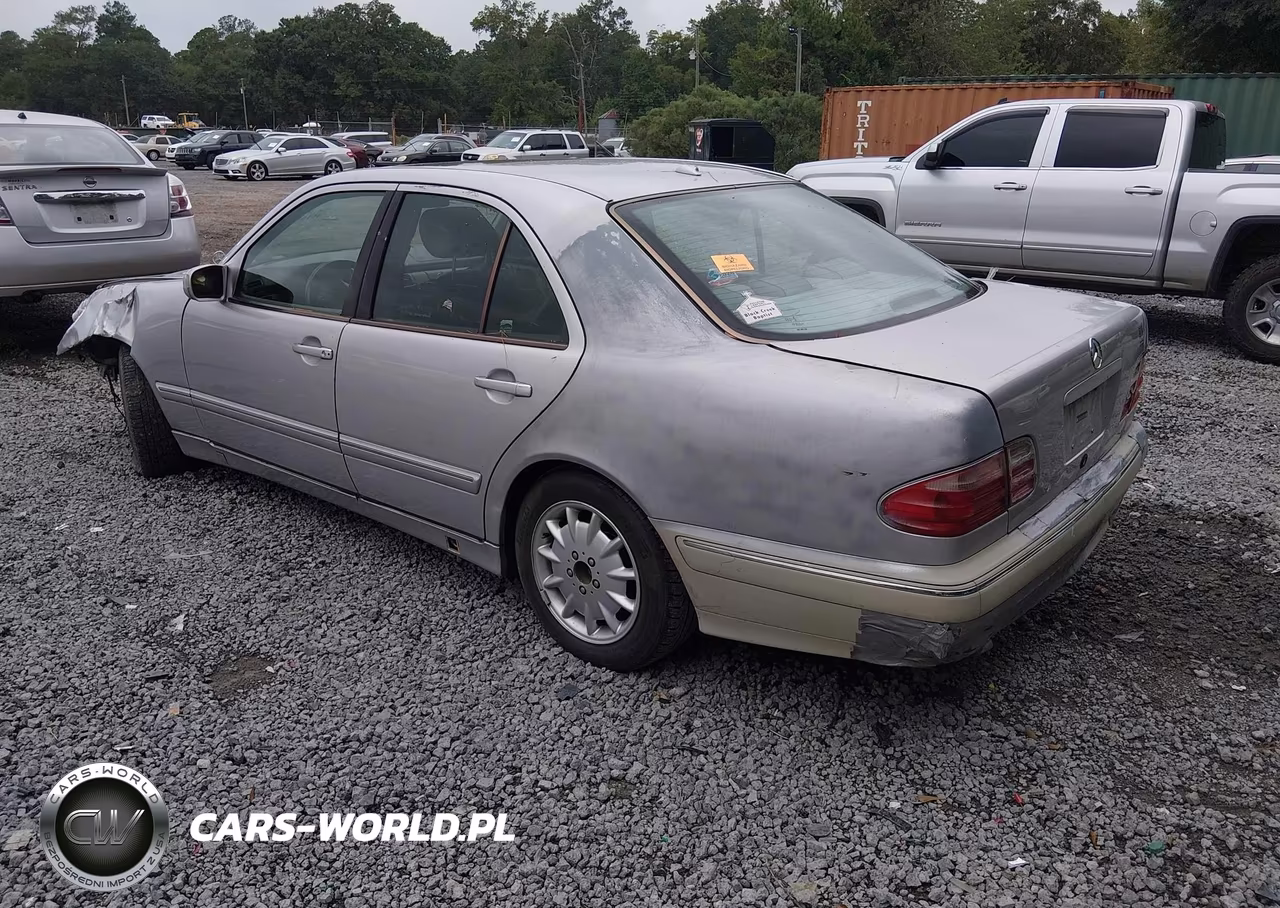 2001 Mercedes-Benz E 320 VIN:WDBJF65J71B316720 - 3