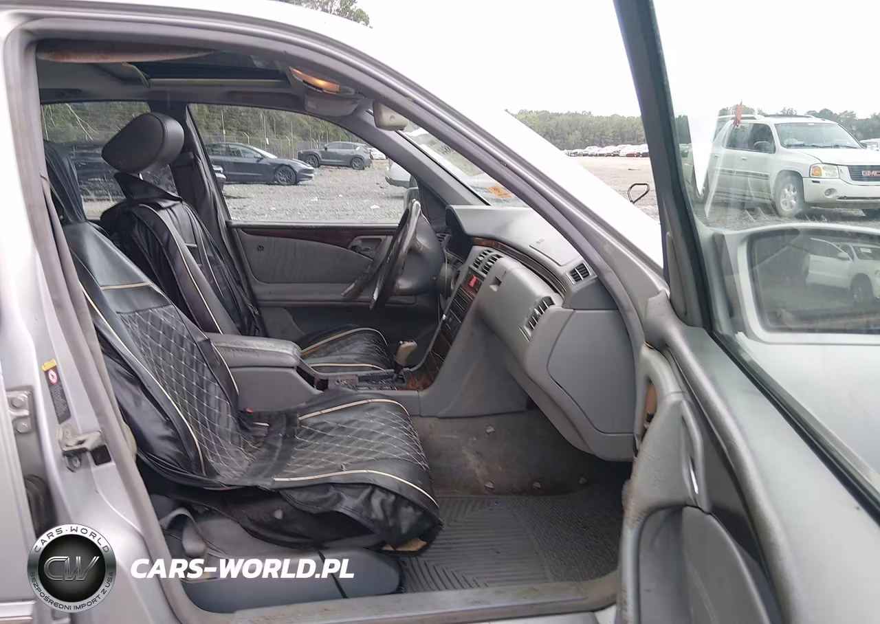 2001 Mercedes-Benz E 320 VIN:WDBJF65J71B316720 - 5