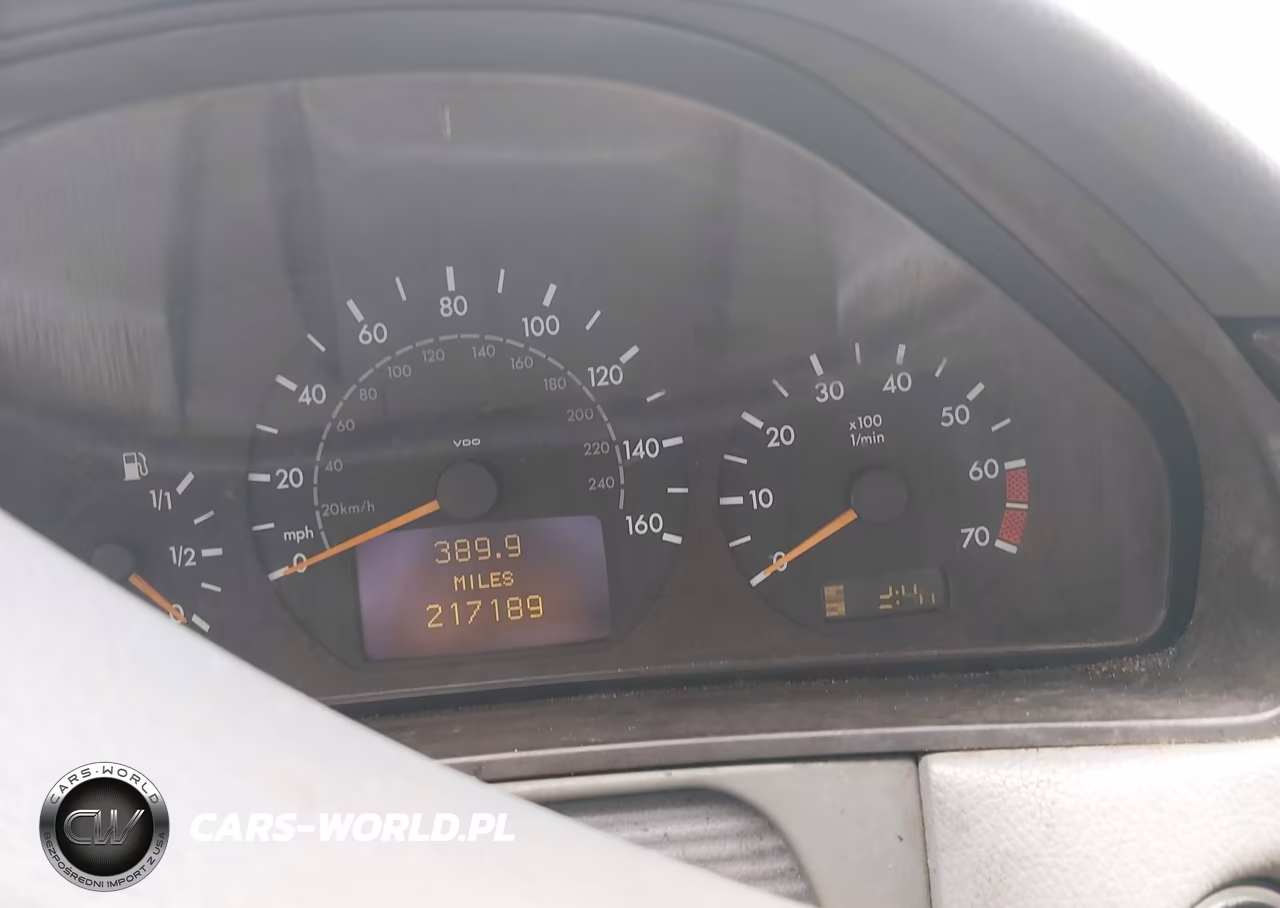 2001 Mercedes-Benz E 320 VIN:WDBJF65J71B316720 - 7