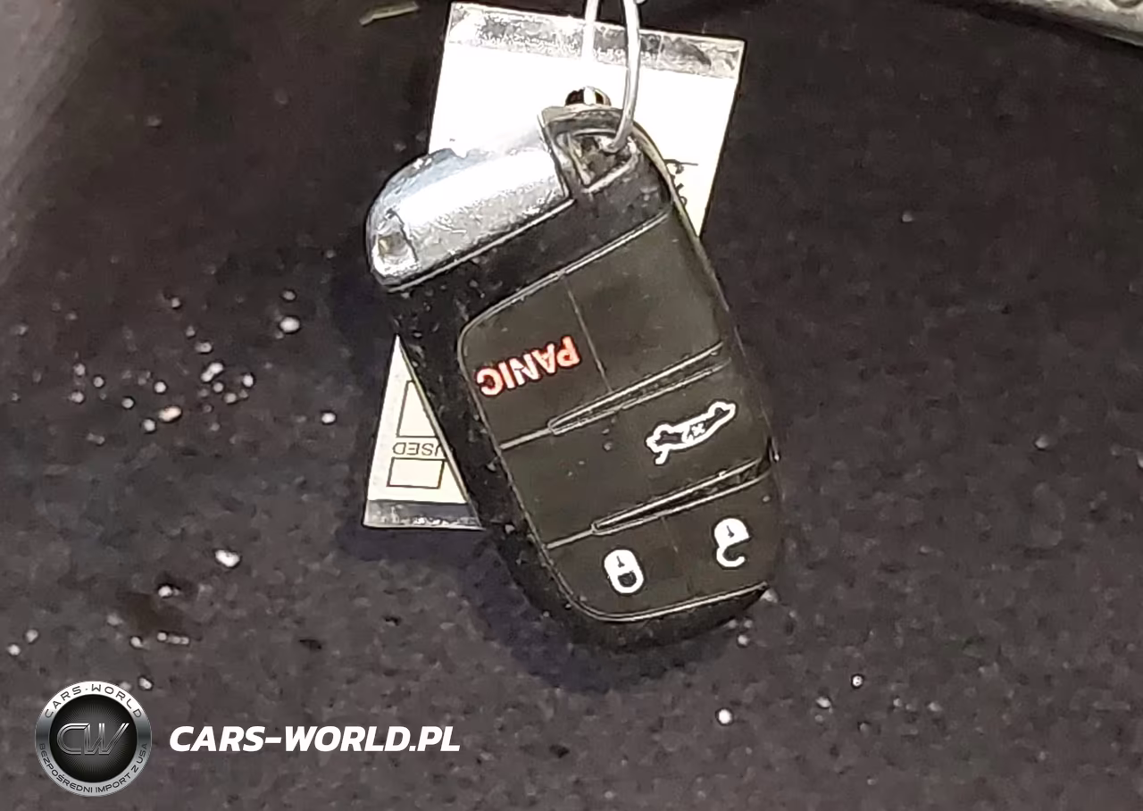 2018 Dodge Challenger Sxt VIN:2C3CDZAG1JH246686 - 11