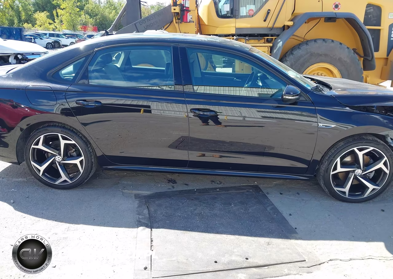 2020 Volkswagen Passat 2.0T R-Line VIN:1VWMA7A31LC024999 - 14