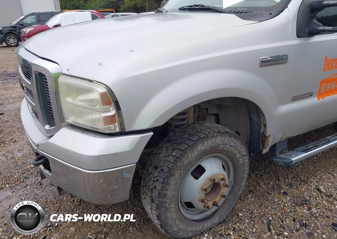 2003 Ford F-350 Lariat-Xl-Xlt VIN:1FTWW33F23EA68219 - 12