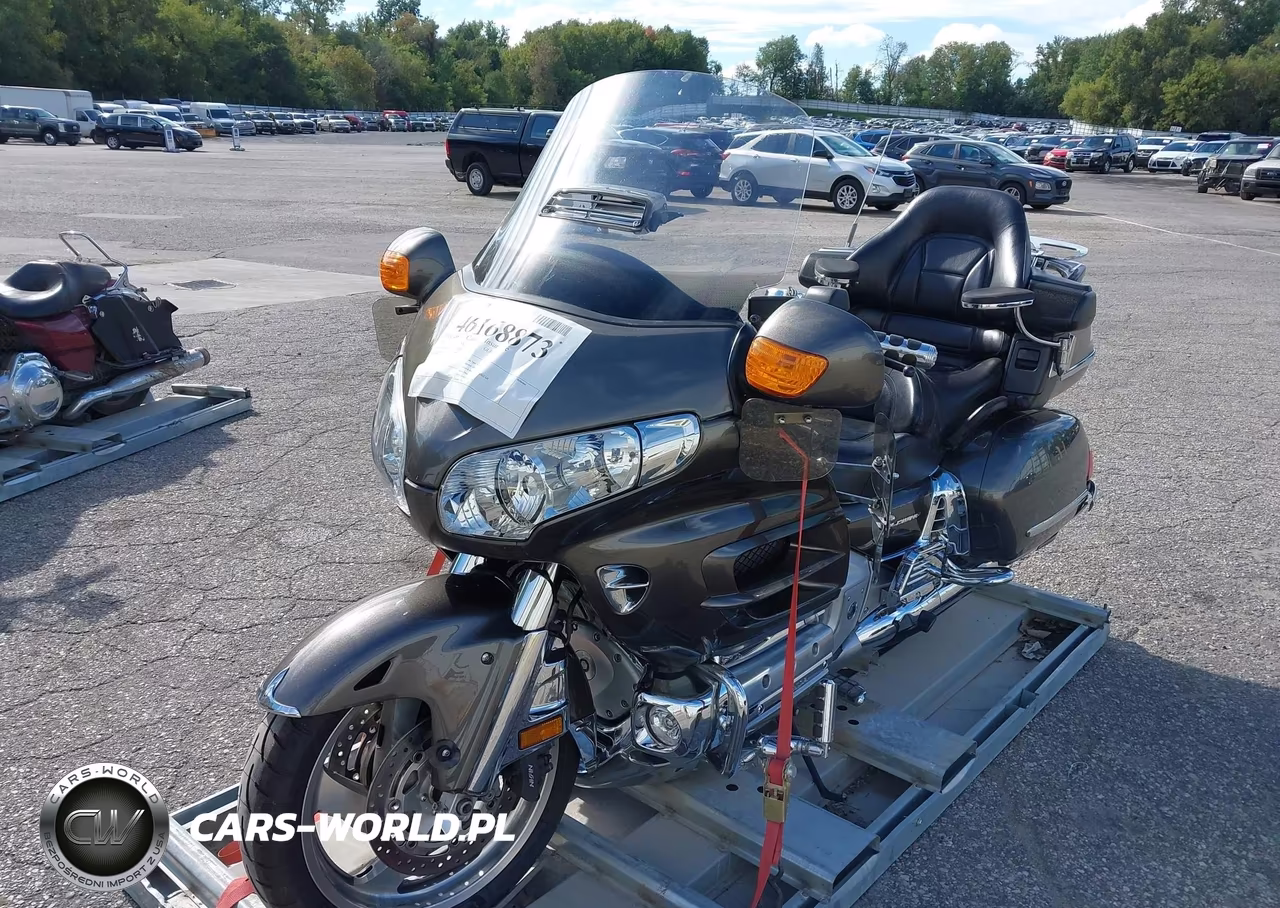 2010 Honda Gl1800 VIN:1HFSC47H2AA907109 - 2