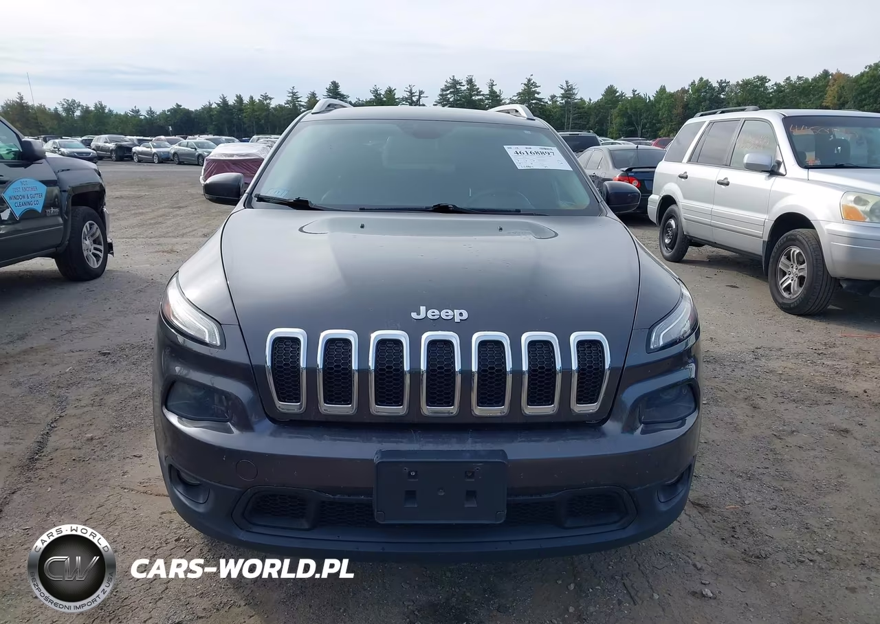 2015 Jeep Cherokee Latitude VIN:1C4PJMCS6FW587343 - 13