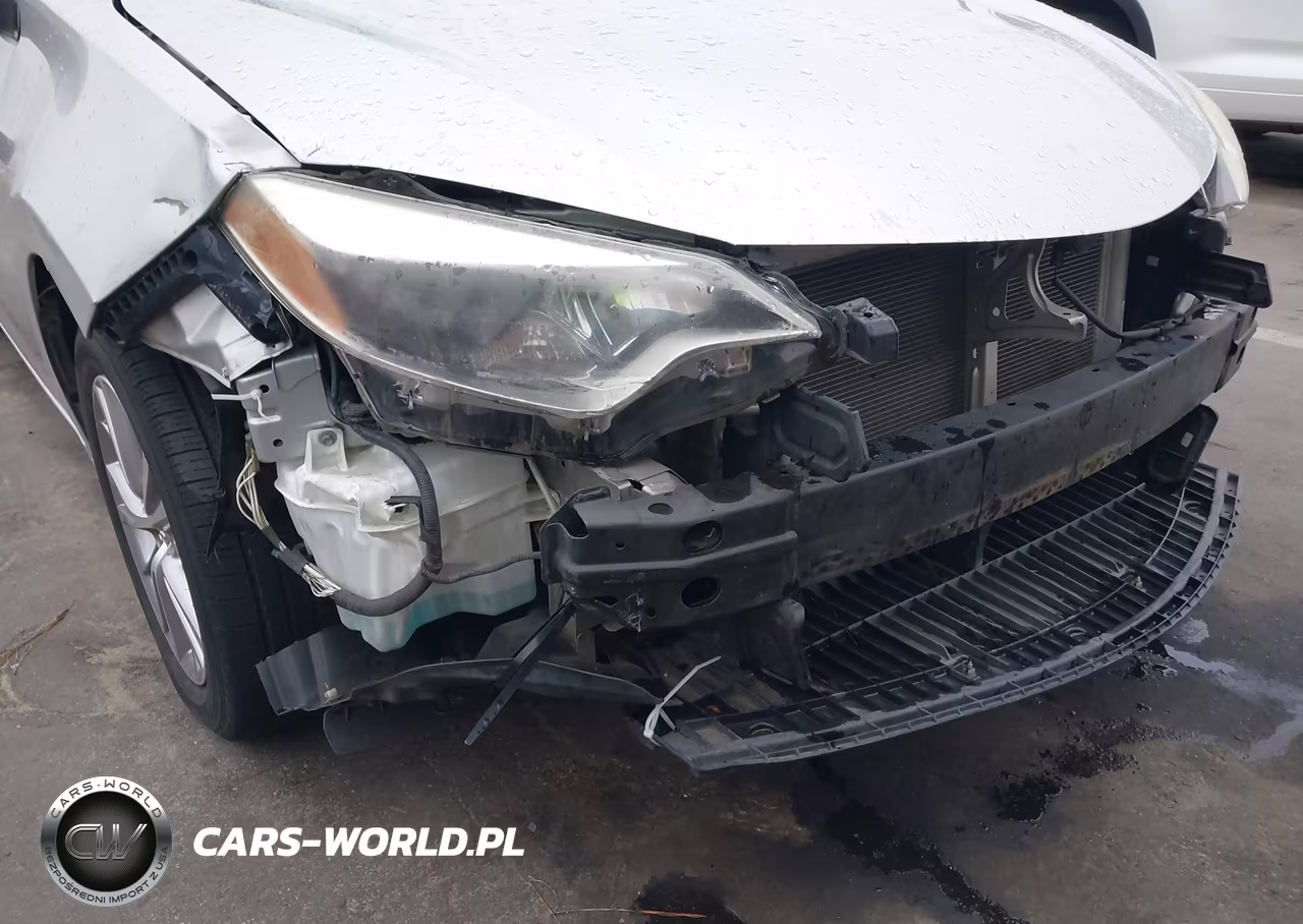 2014 Toyota Corolla Le Plus VIN:5YFBURHE5EP146621 - 17