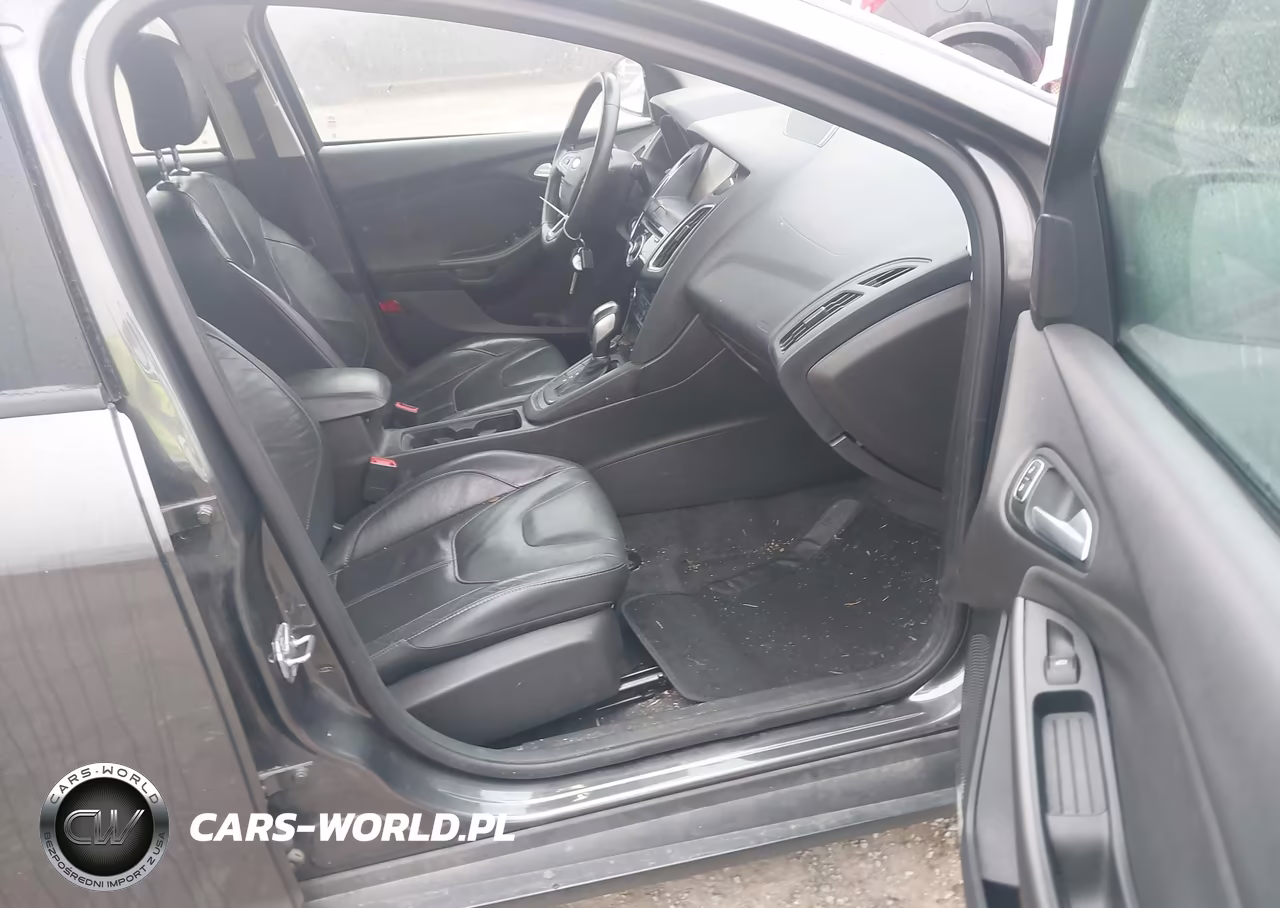 2015 Ford Focus Se VIN:1FADP3F28FL354868 - 5